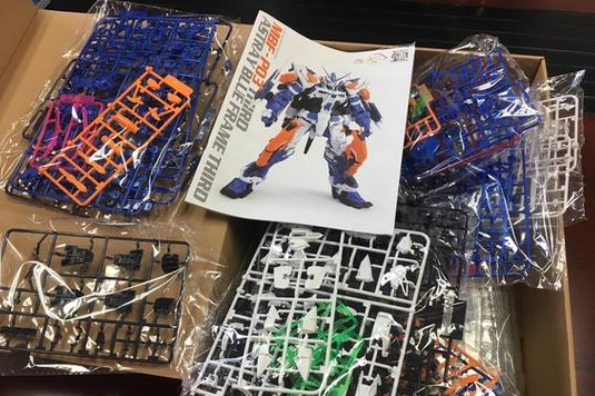 模型品牌“龍桃子”涉嫌高仿“高達”制假 負責人被刑拘