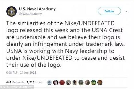 耐克運動鞋商標疑抄襲美國海軍學院校徽！