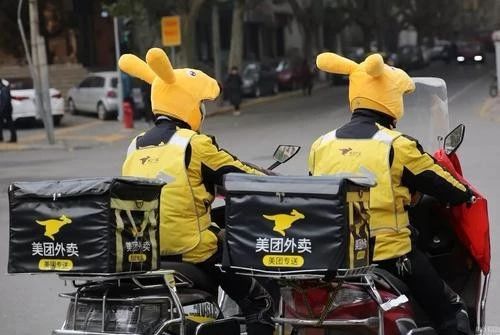它最先在武漢開始“無接觸配送”,默默保護(hù)多件商標(biāo)