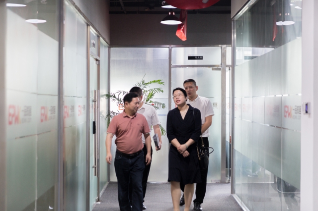 一品威客攜手中國聯通,做好中小企業數字化轉型的護航手