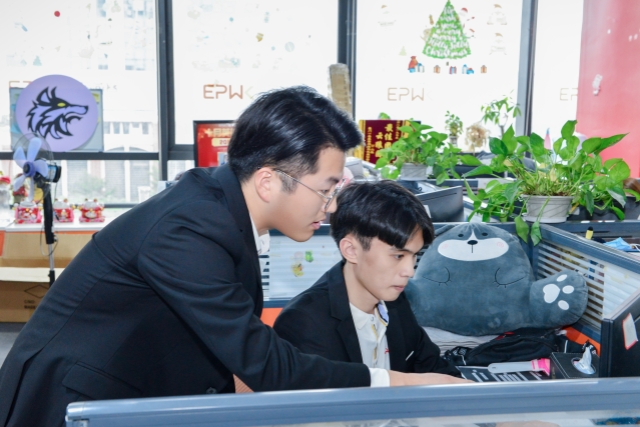 一品威客以技術(shù)創(chuàng)新賦能 深化AI多場(chǎng)景應(yīng)用