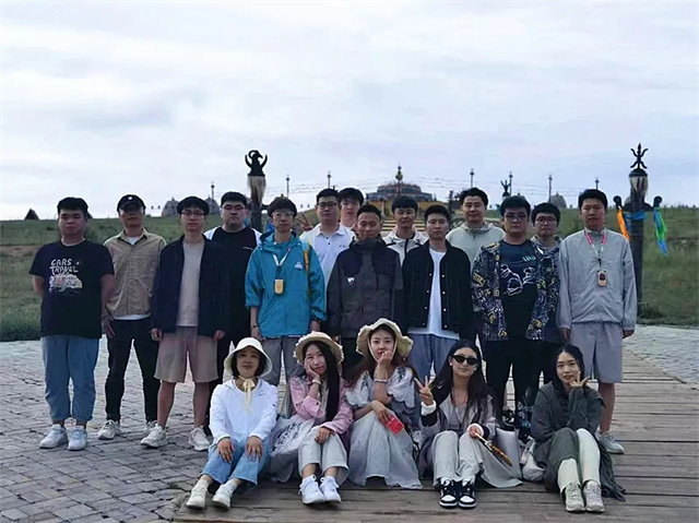 從代碼少年到企業掌舵者,92年小伙的創業進階之路