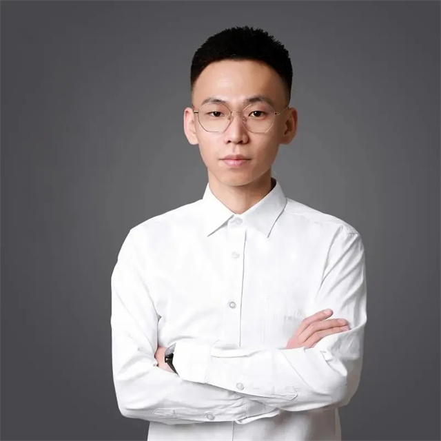 從代碼少年到企業掌舵者,92年小伙的創業進階之路