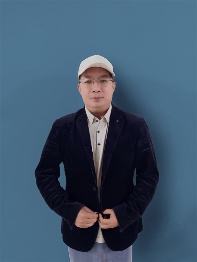 從業15年設計師創業追夢，借助線上渠道提升知名度